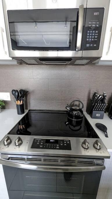 Апартаменты Nyc Styled Loft In Dtla, Sleeps 4 With Free Parking! Лос-Анджелес Экстерьер фото