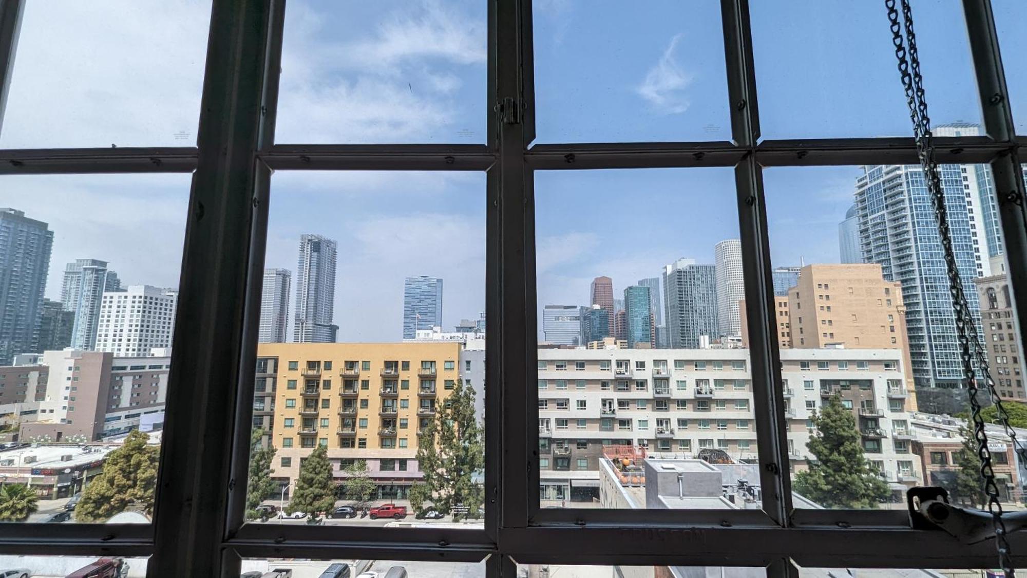 Апартаменты Nyc Styled Loft In Dtla, Sleeps 4 With Free Parking! Лос-Анджелес Экстерьер фото